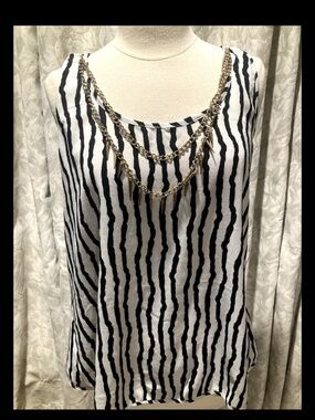 Bebe 2b tank cross back tank top